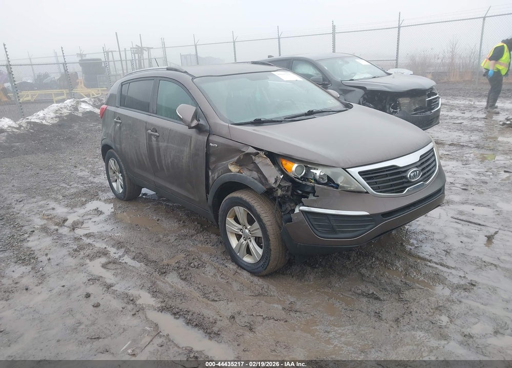 2011 KIA SPORTAGE LX VIN: KNDPBCA27B7037390