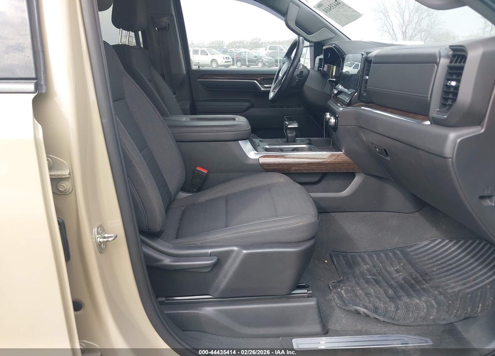 2022 GMC SIERRA 1500 4WD  SHORT BOX ELEVATION VIN: 3GTUUCET3NG523137