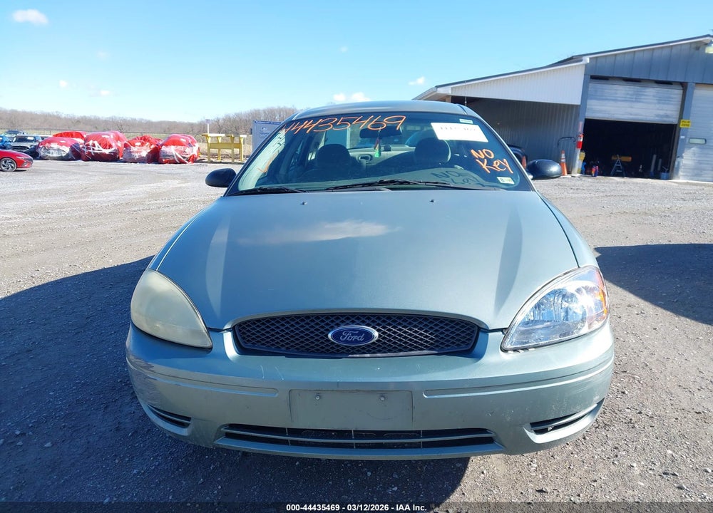2005 FORD TAURUS SE VIN: 1FAFP53U45A116116