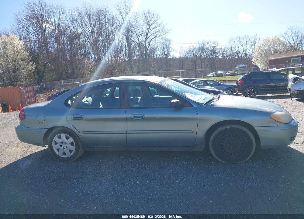 2005 FORD TAURUS SE VIN: 1FAFP53U45A116116