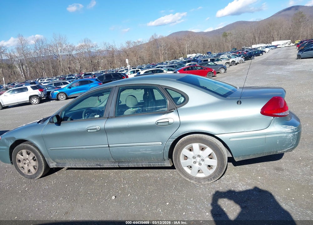 2005 FORD TAURUS SE VIN: 1FAFP53U45A116116