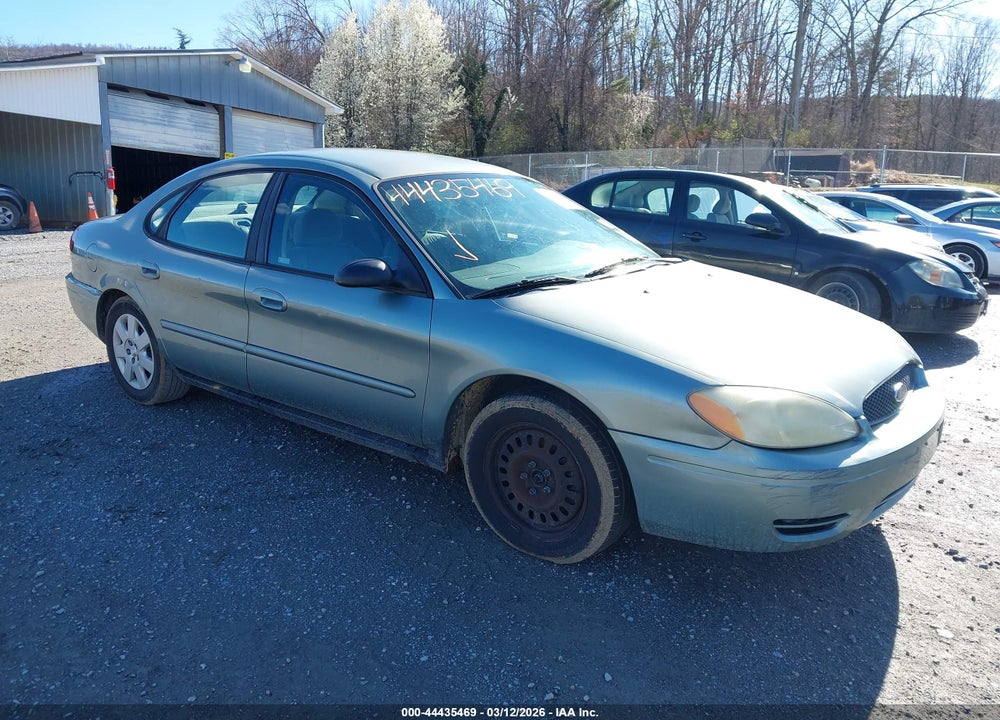 2005 FORD TAURUS SE VIN: 1FAFP53U45A116116