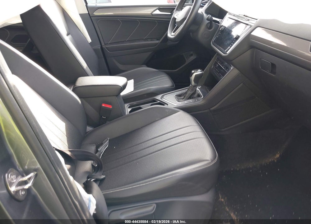 2024 VOLKSWAGEN TIGUAN 2.0T SE/2.0T WOLFSBURG EDITION VIN: 3VV3B7AXXRM061055