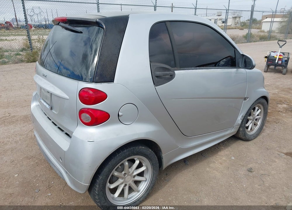 2013 SMART FORTWO PASSION VIN: WMEEJ3BA0DK681718
