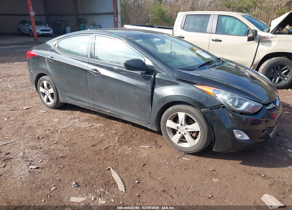 2013 HYUNDAI ELANTRA GLS VIN: 5NPDH4AE0DH439266
