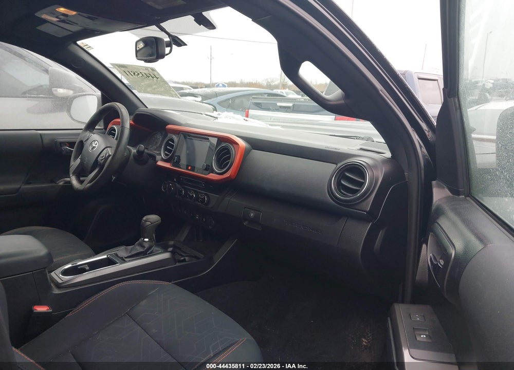 2016 TOYOTA TACOMA TRD SPORT VIN: 5TFDZ5BNXGX011344