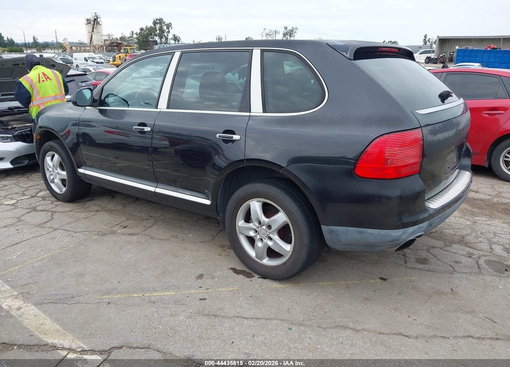 2005 PORSCHE CAYENNE VIN: WP1AA29PX5LA22637