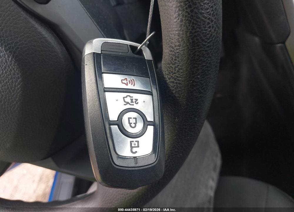 2018 FORD FUSION SE VIN: 3FA6P0HD8JR267231