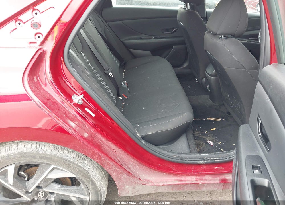 2025 HYUNDAI ELANTRA SEL SPORT VIN: KMHLM4DG4SU917482