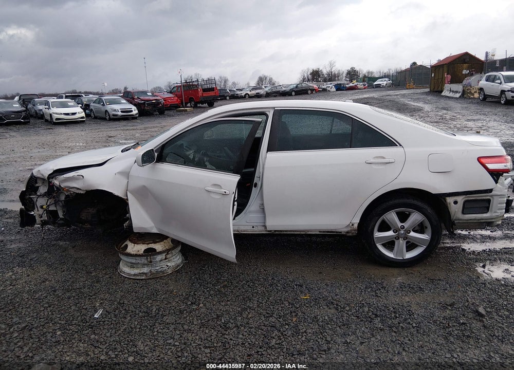 2011 TOYOTA CAMRY SE VIN: 4T1BF3EKXBU595417