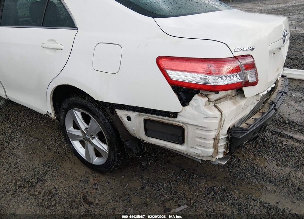 2011 TOYOTA CAMRY SE VIN: 4T1BF3EKXBU595417