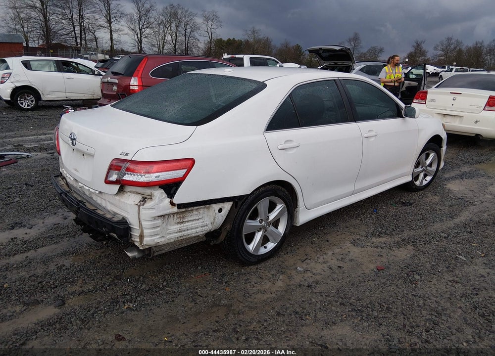 2011 TOYOTA CAMRY SE VIN: 4T1BF3EKXBU595417