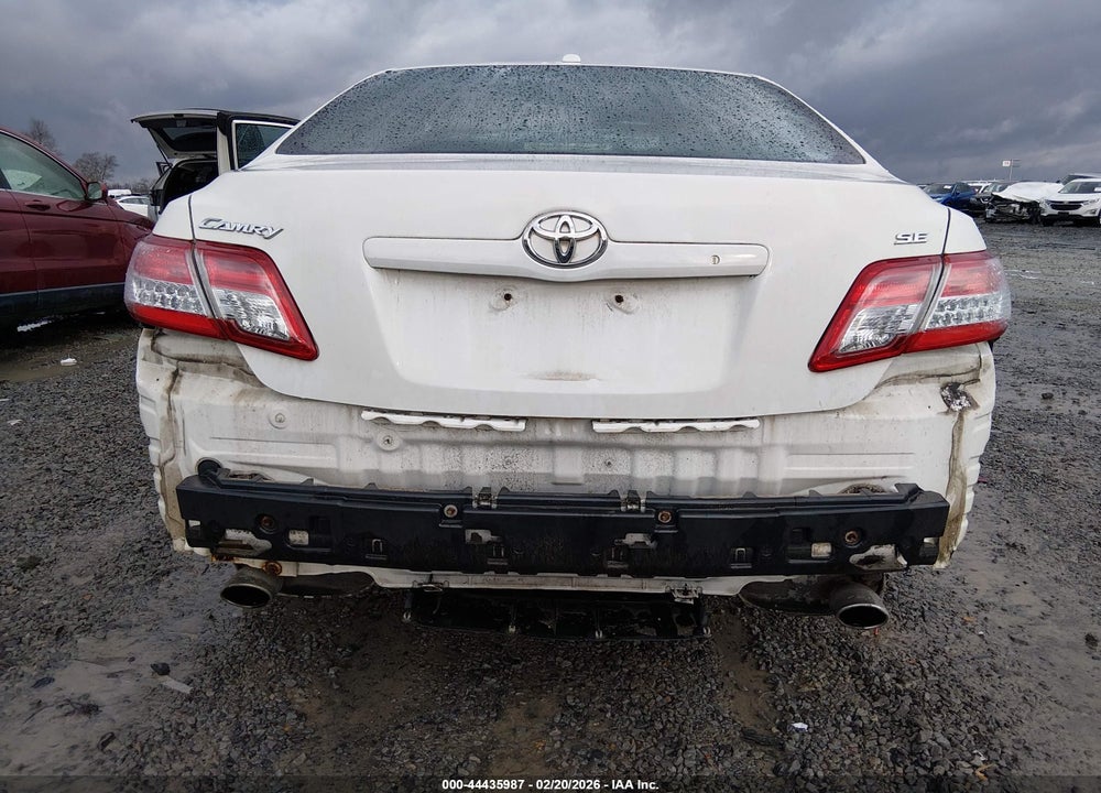 2011 TOYOTA CAMRY SE VIN: 4T1BF3EKXBU595417