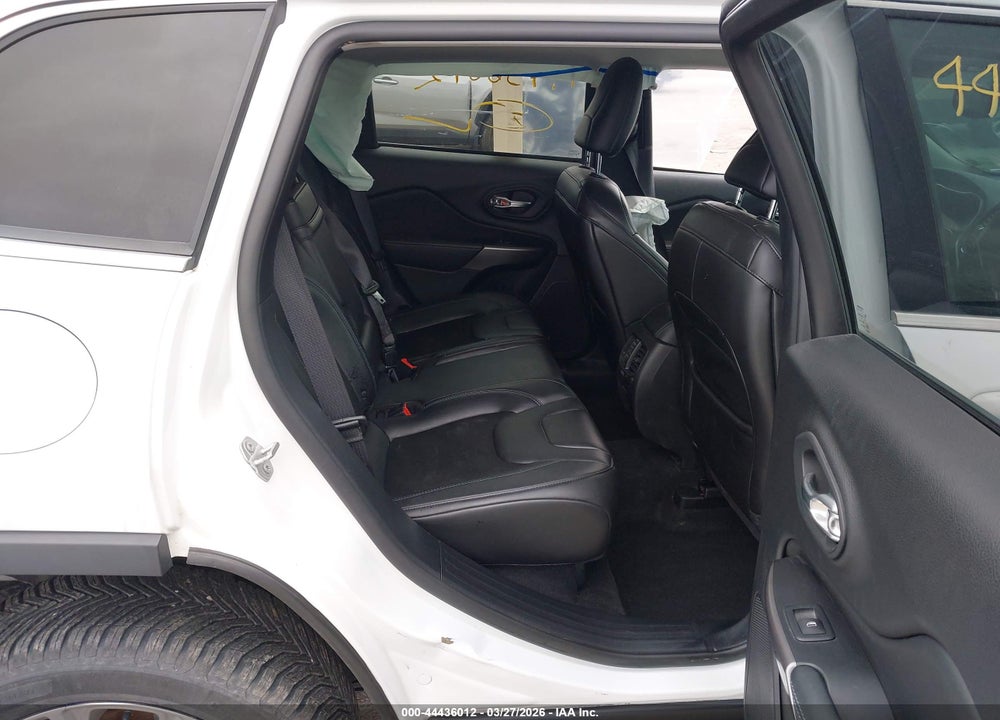 2019 JEEP CHEROKEE LATITUDE PLUS FWD VIN: 1C4PJLLBXKD262078