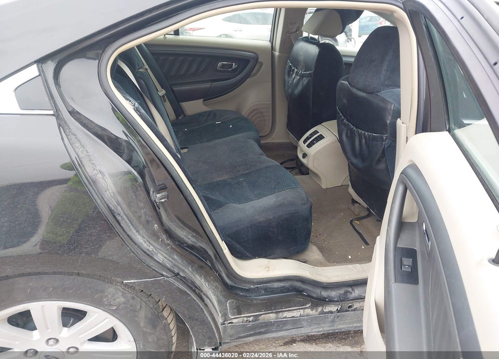 2010 FORD TAURUS SE VIN: 1FAHP2DWXAG156098