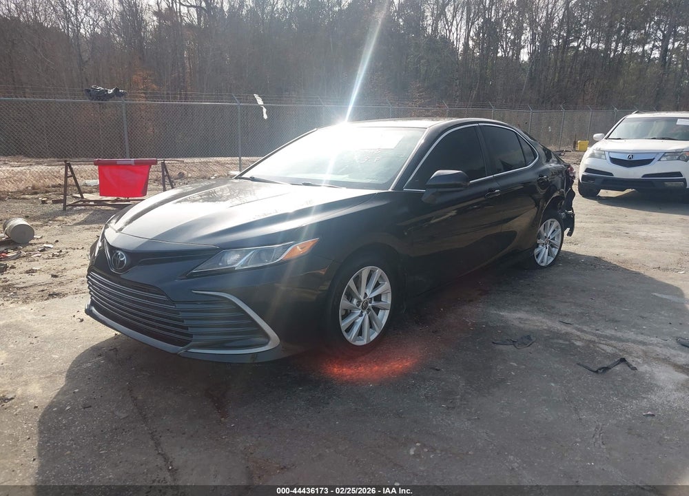 2022 TOYOTA CAMRY LE VIN: 4T1C11AK3NU630543