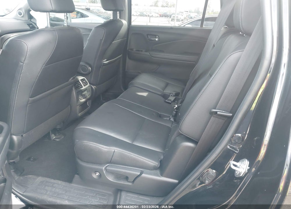2022 HONDA PILOT 2WD EX-L VIN: 5FNYF5H5XNB038763
