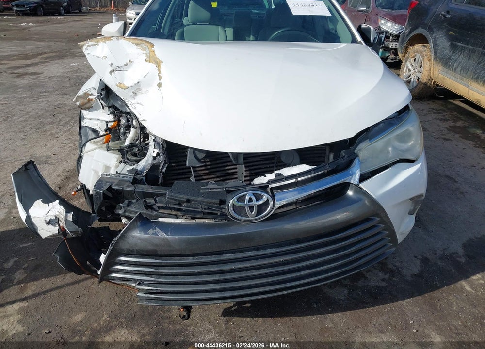 2016 TOYOTA CAMRY LE VIN: 4T4BF1FK9GR584442