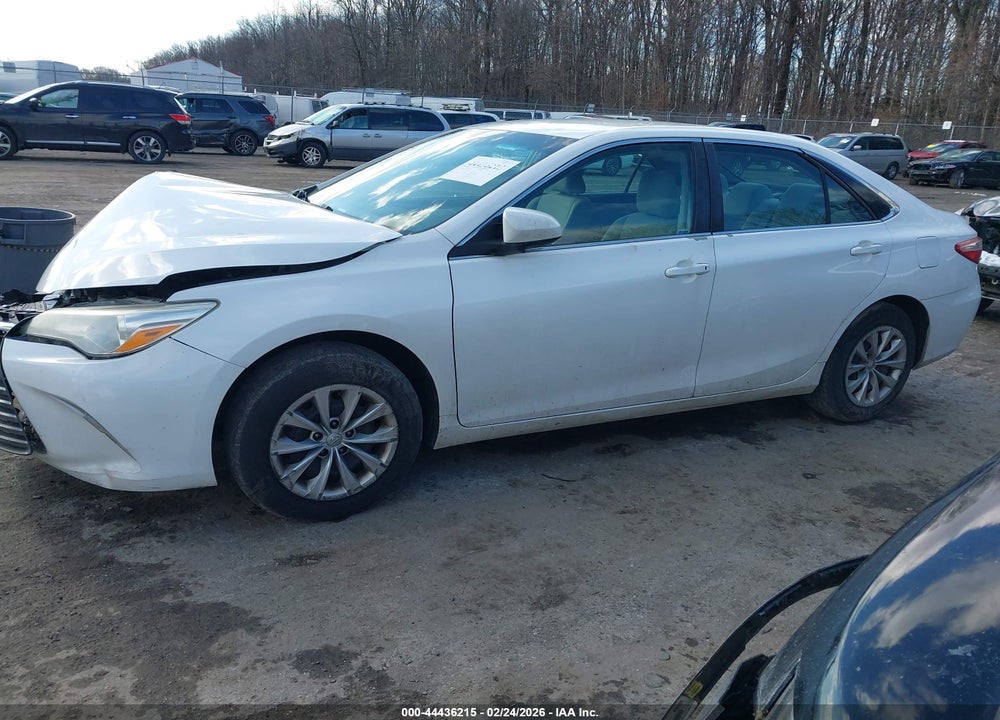 2016 TOYOTA CAMRY LE VIN: 4T4BF1FK9GR584442