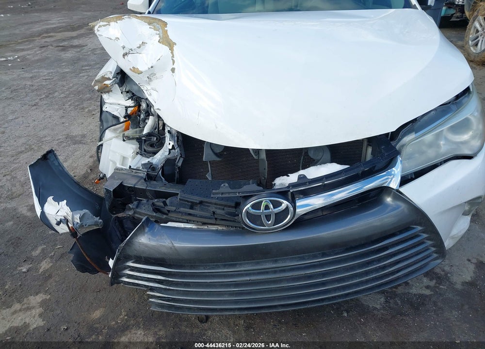 2016 TOYOTA CAMRY LE VIN: 4T4BF1FK9GR584442