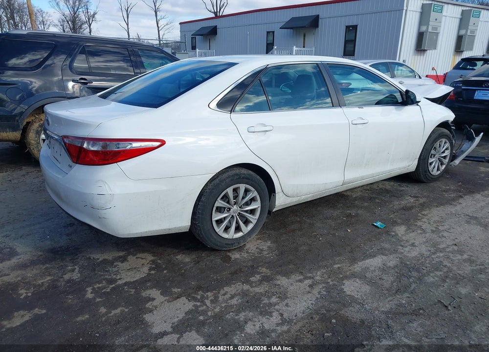 2016 TOYOTA CAMRY LE VIN: 4T4BF1FK9GR584442