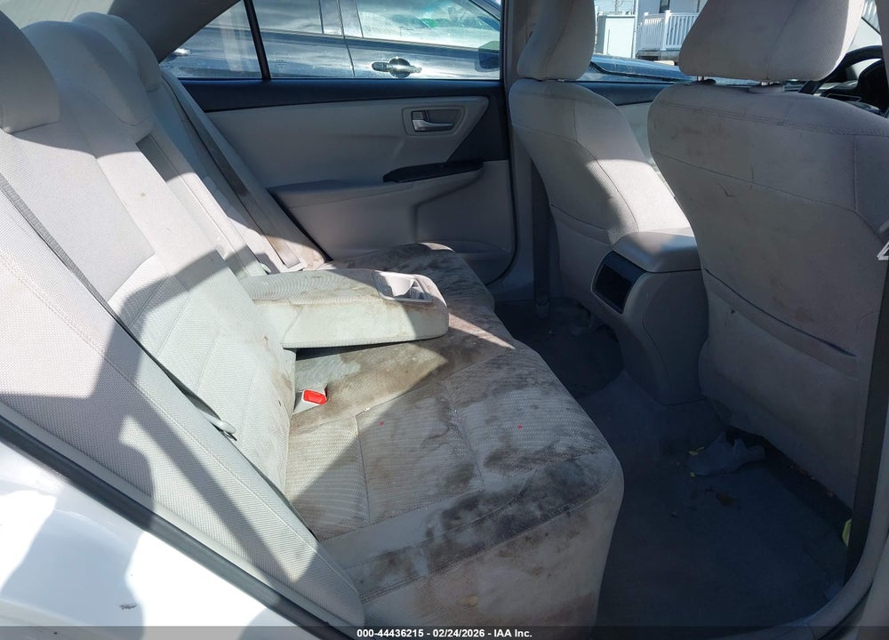 2016 TOYOTA CAMRY LE VIN: 4T4BF1FK9GR584442