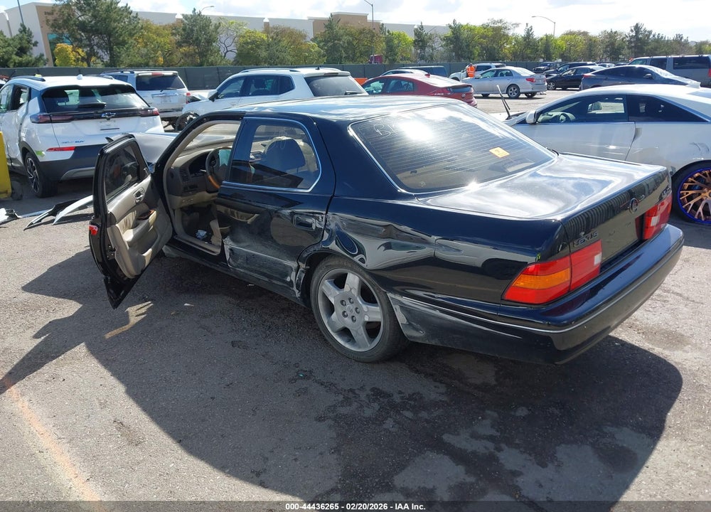 2000 LEXUS LS 400 VIN: JT8BH28F5Y0180575