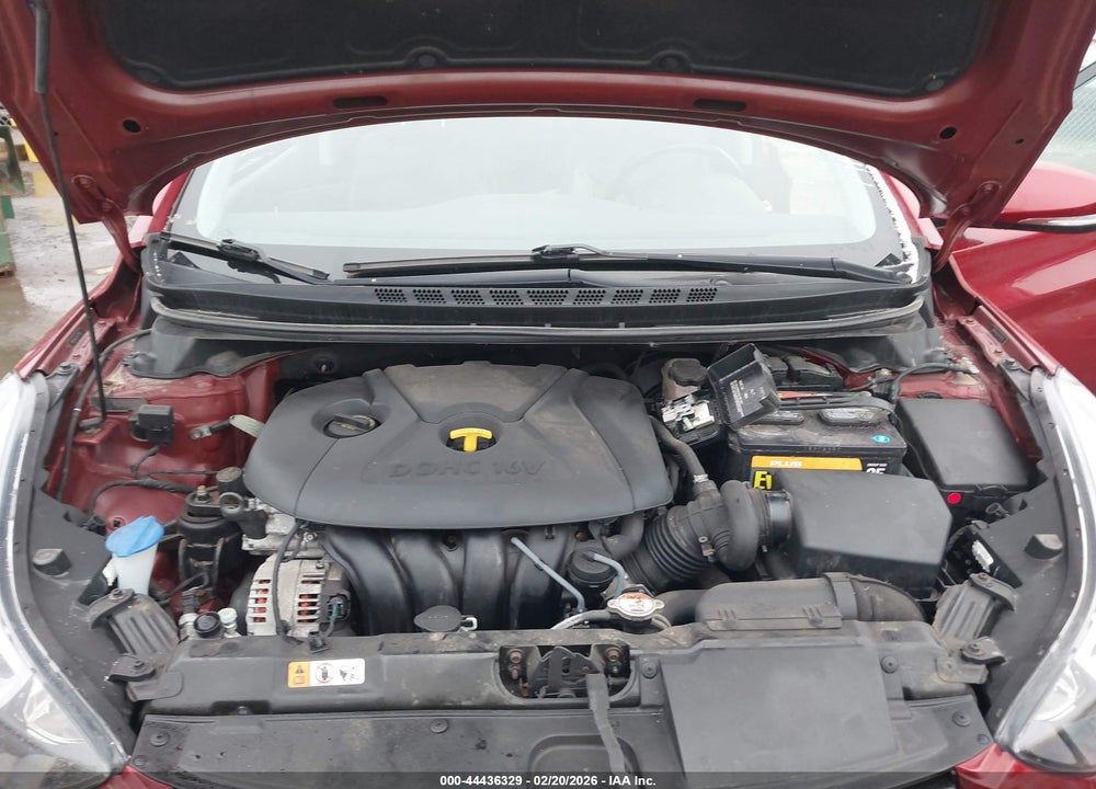 2016 HYUNDAI ELANTRA LIMITED VIN: 5NPDH4AE2GH725012