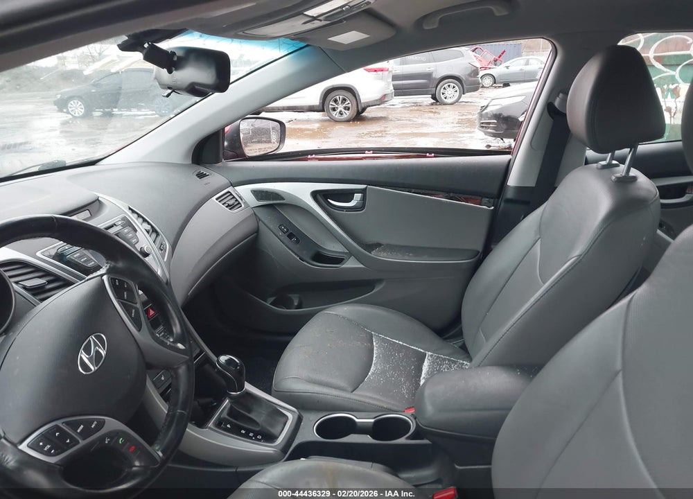 2016 HYUNDAI ELANTRA LIMITED VIN: 5NPDH4AE2GH725012