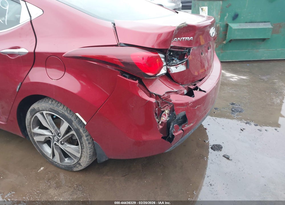 2016 HYUNDAI ELANTRA LIMITED VIN: 5NPDH4AE2GH725012