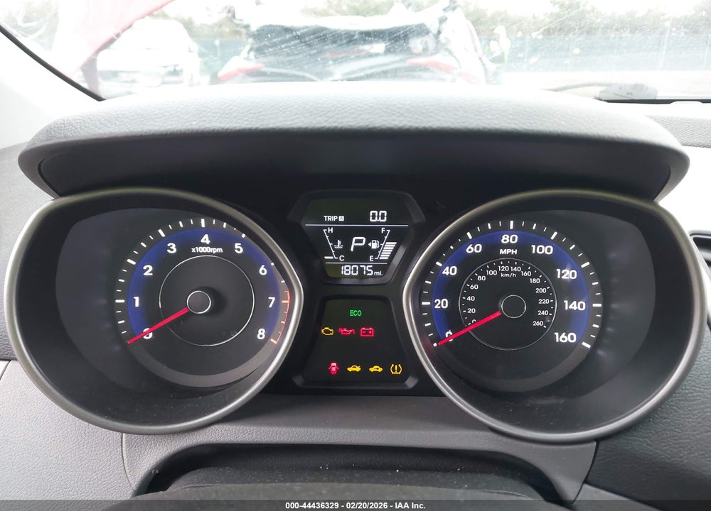 2016 HYUNDAI ELANTRA LIMITED VIN: 5NPDH4AE2GH725012