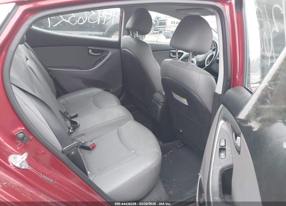 2016 HYUNDAI ELANTRA LIMITED VIN: 5NPDH4AE2GH725012