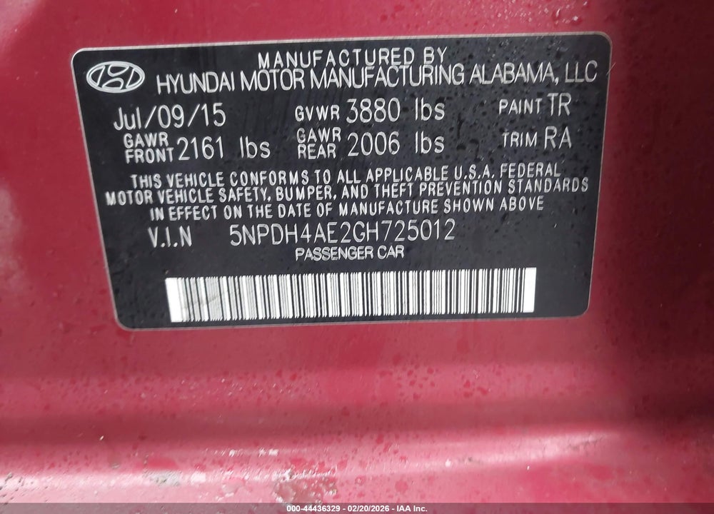 2016 HYUNDAI ELANTRA LIMITED VIN: 5NPDH4AE2GH725012