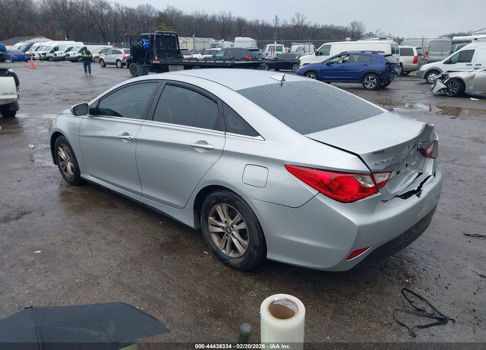 2014 HYUNDAI SONATA GLS VIN: 5NPEB4AC8EH881301