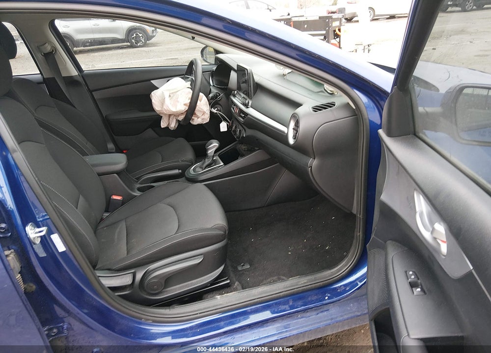 2024 KIA FORTE LXS VIN: 3KPF24ADXRE800421