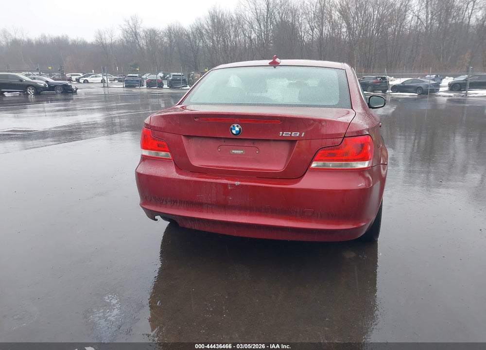 2013 BMW 128 I VIN: WBAUP9C5XDVS95560