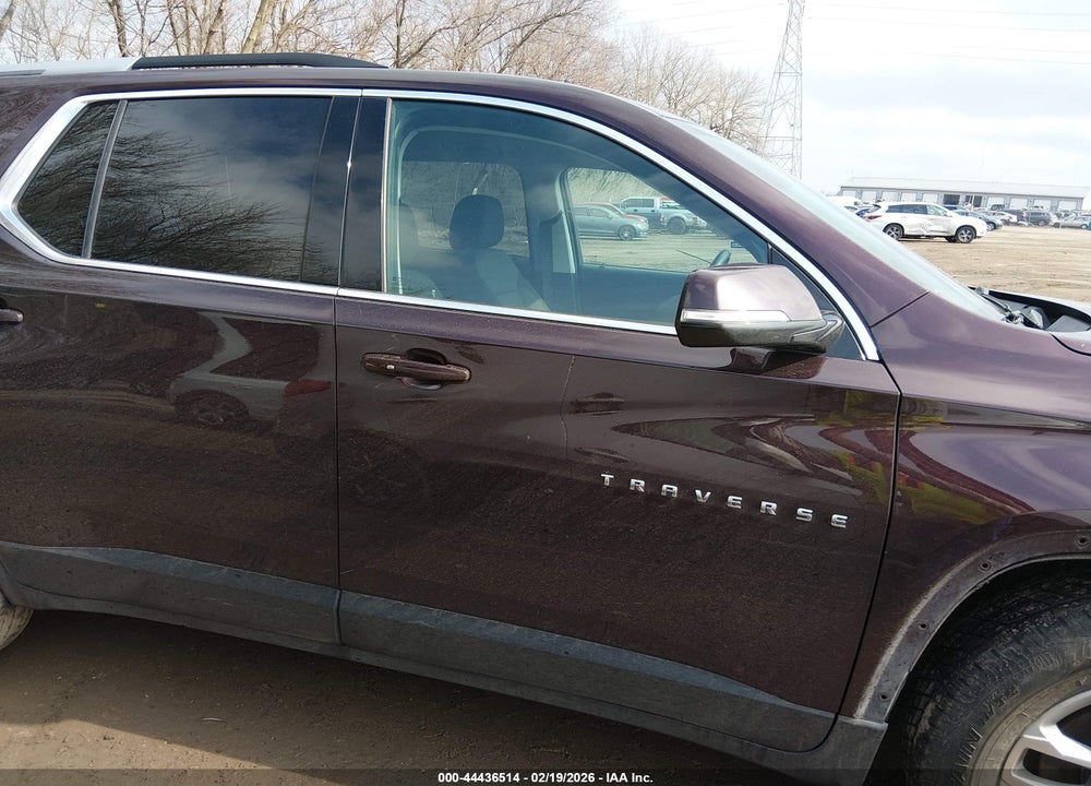 2018 CHEVROLET TRAVERSE 1LT VIN: 1GNERGKW3JJ175268