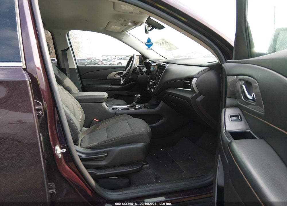 2018 CHEVROLET TRAVERSE 1LT VIN: 1GNERGKW3JJ175268
