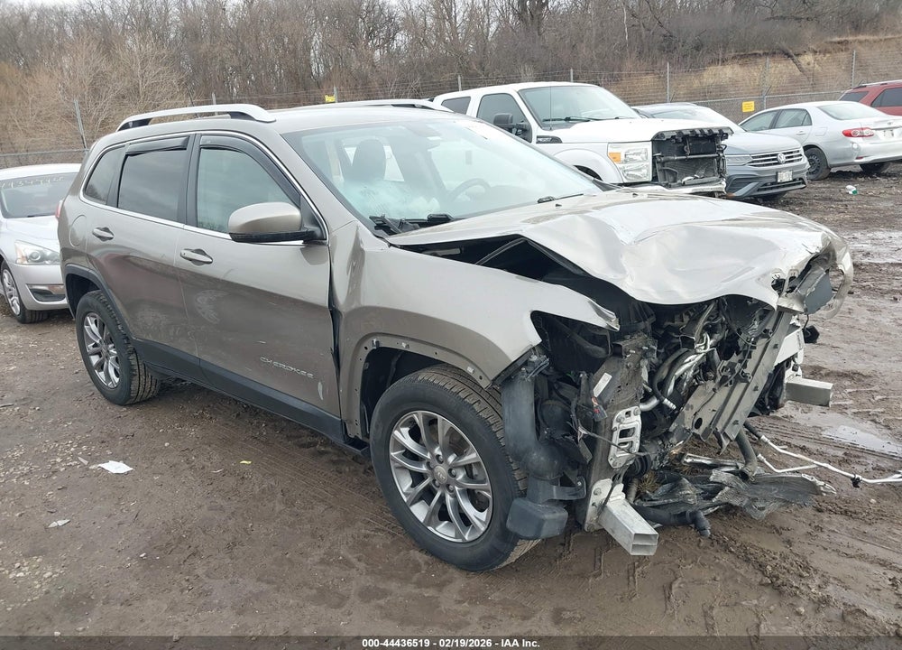 2019 JEEP CHEROKEE LATITUDE PLUS 4X4 VIN: 1C4PJMLX1KD239354