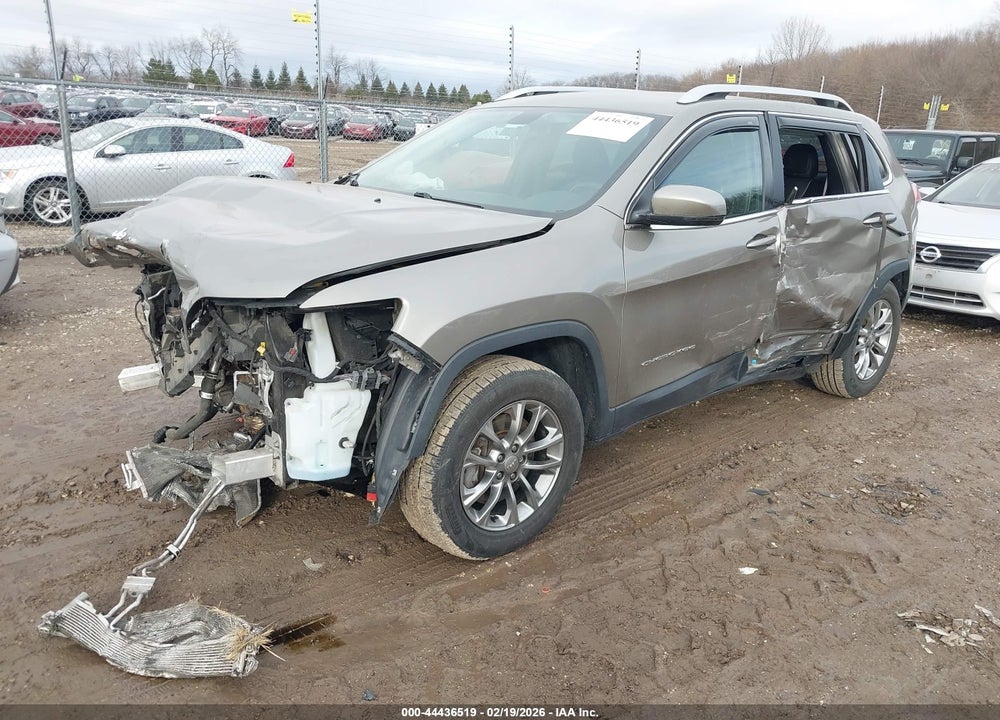 2019 JEEP CHEROKEE LATITUDE PLUS 4X4 VIN: 1C4PJMLX1KD239354