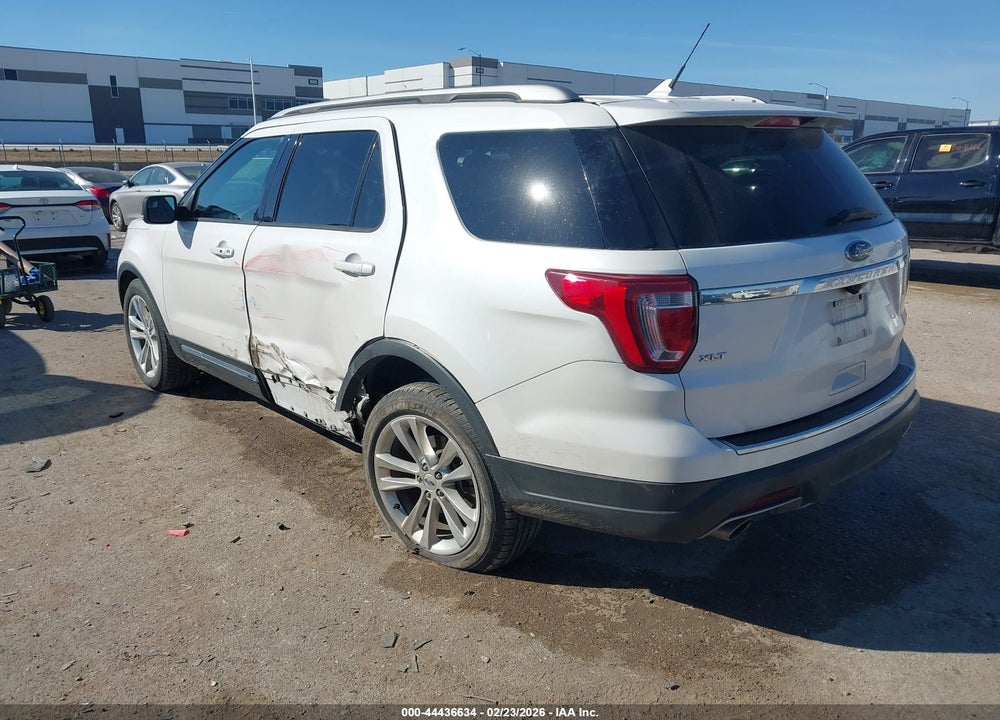 2018 FORD EXPLORER XLT VIN: 1FM5K7D84JGC41069