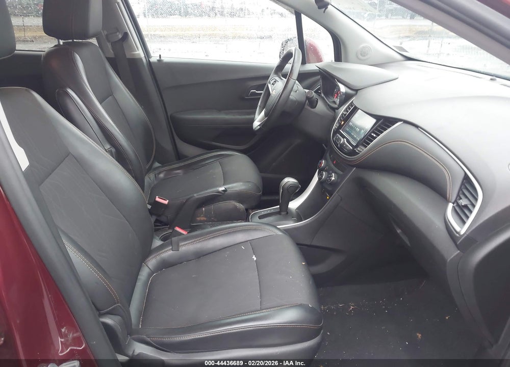 2017 CHEVROLET TRAX LT VIN: 3GNCJPSB7HL190578