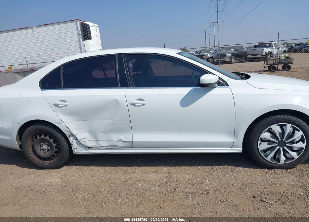 2017 VOLKSWAGEN JETTA 1.4T S VIN: 3VW2B7AJ3HM217776