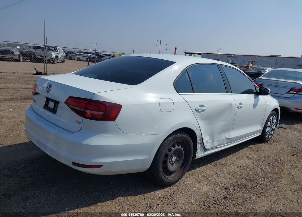 2017 VOLKSWAGEN JETTA 1.4T S VIN: 3VW2B7AJ3HM217776