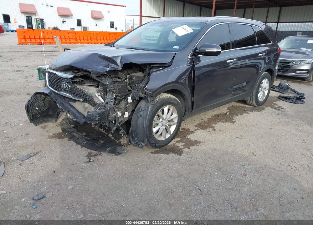 2016 KIA SORENTO LX VIN: 5XYPG4A30GG163312