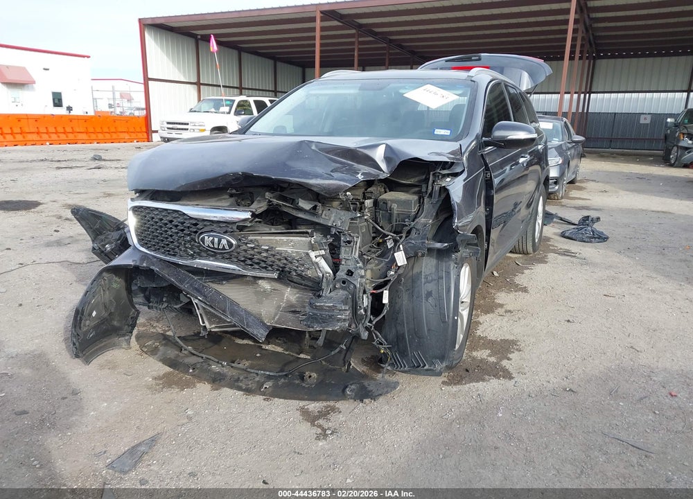 2016 KIA SORENTO LX VIN: 5XYPG4A30GG163312