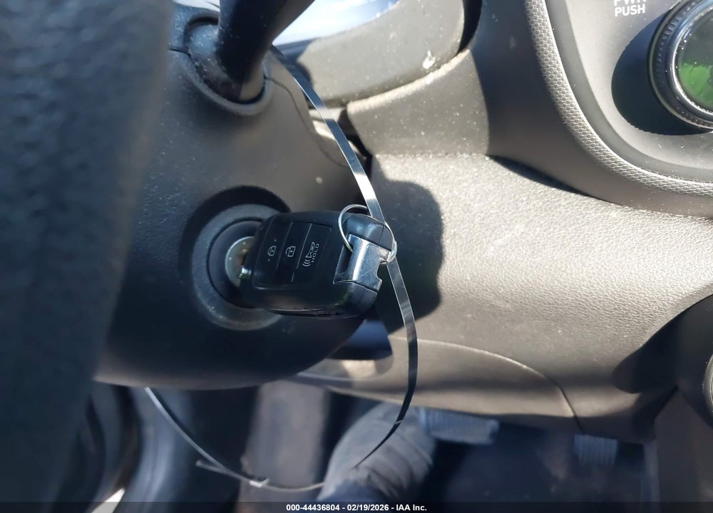 2023 HYUNDAI VENUE SE VIN: KMHRB8A33PU235127