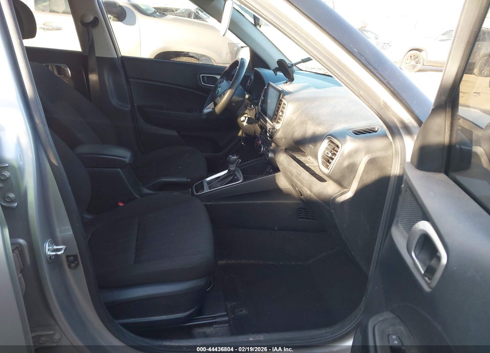 2023 HYUNDAI VENUE SE VIN: KMHRB8A33PU235127