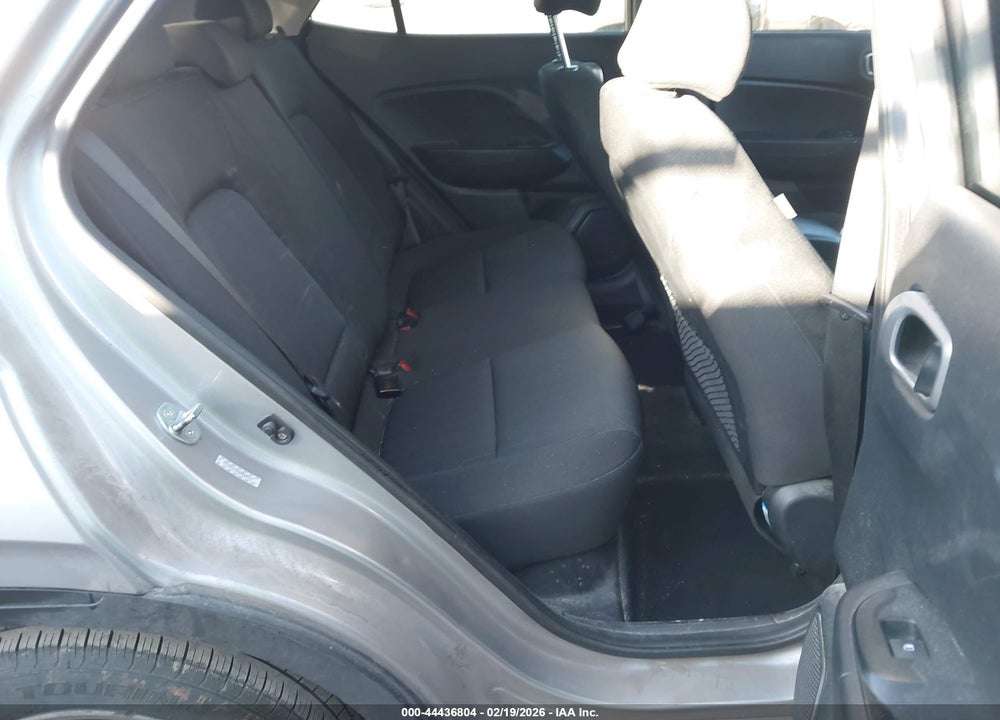 2023 HYUNDAI VENUE SE VIN: KMHRB8A33PU235127