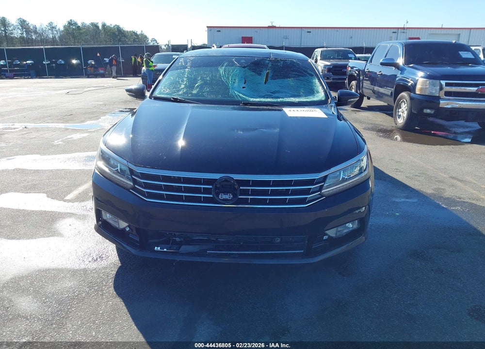 2018 VOLKSWAGEN PASSAT 2.0T SEL PREMIUM VIN: 1VWCA7A32JC048379